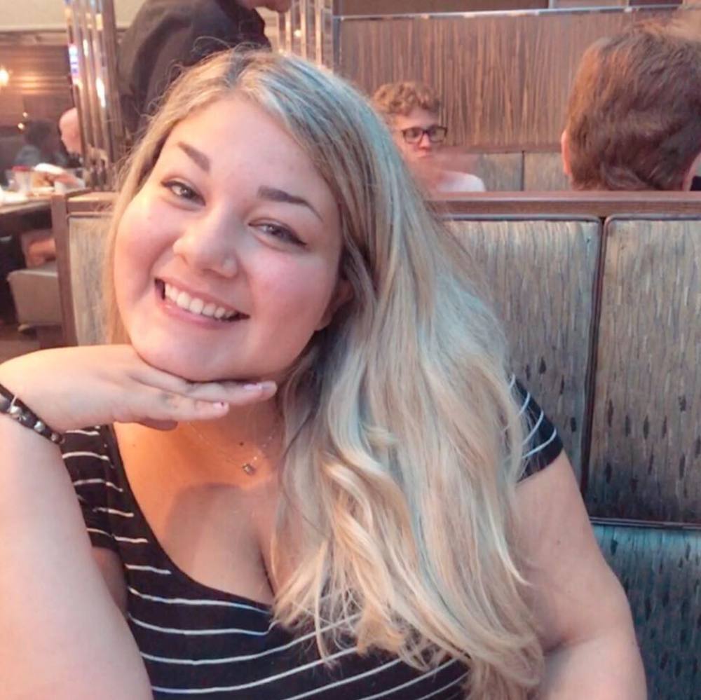 Meet your Posher, Cassie